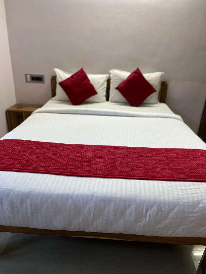 Tulip Villa 3Bhk 2Bhk And 1Bhk Located Near Chunnambar Boat House And Paradise Beach Purnankuppam Luaran gambar