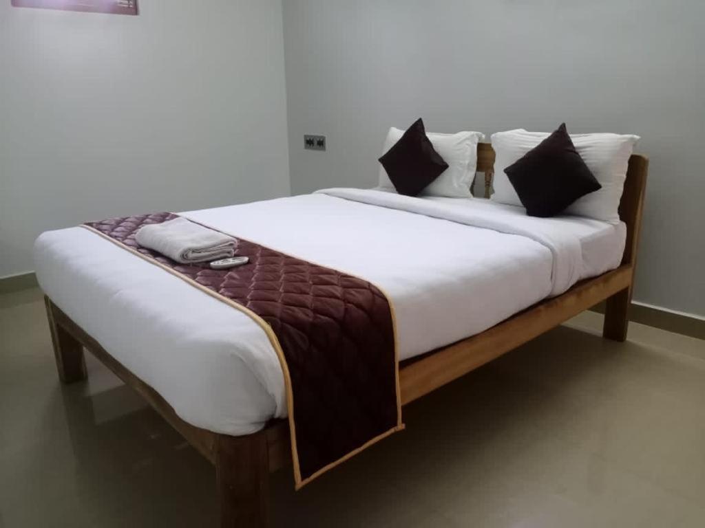 Tulip Villa 3Bhk 2Bhk And 1Bhk Located Near Chunnambar Boat House And Paradise Beach Purnankuppam Bilik gambar
